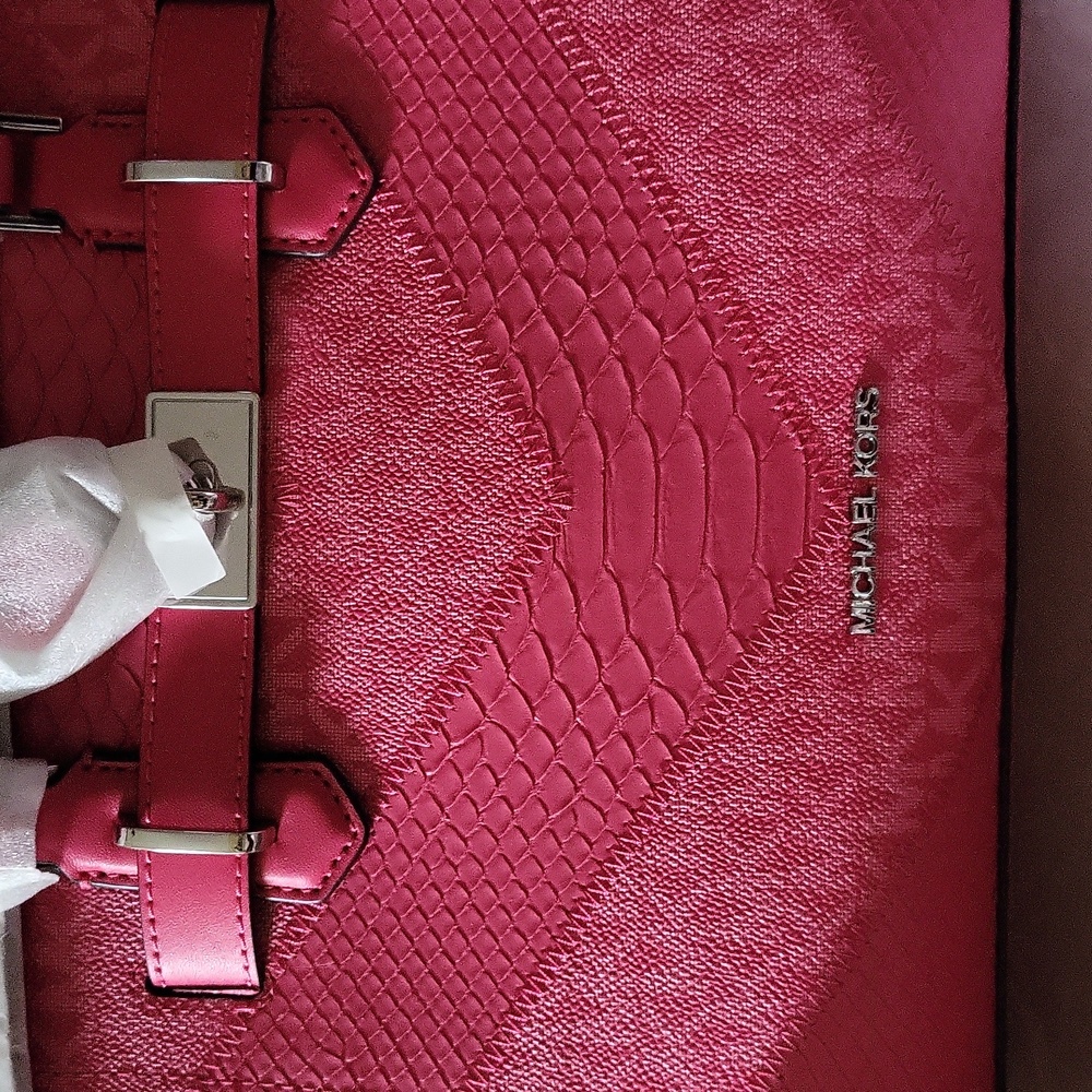Michael kors  med  snake skin pink satchel it's gift wrap gorgeous dust cover - Picture 6 of 6